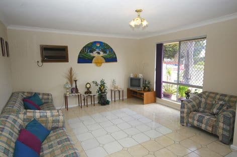 294 Marangaroo Drive, KOONDOOLA WA 6064, Koondoola - Thumbnail 7