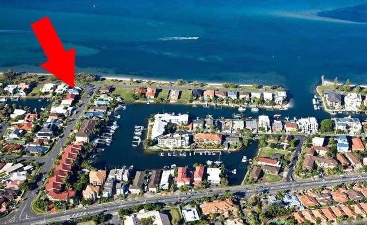 1 Jennifer Avenue, Runaway Bay QLD 4216, Runaway Bay - Thumbnail 2