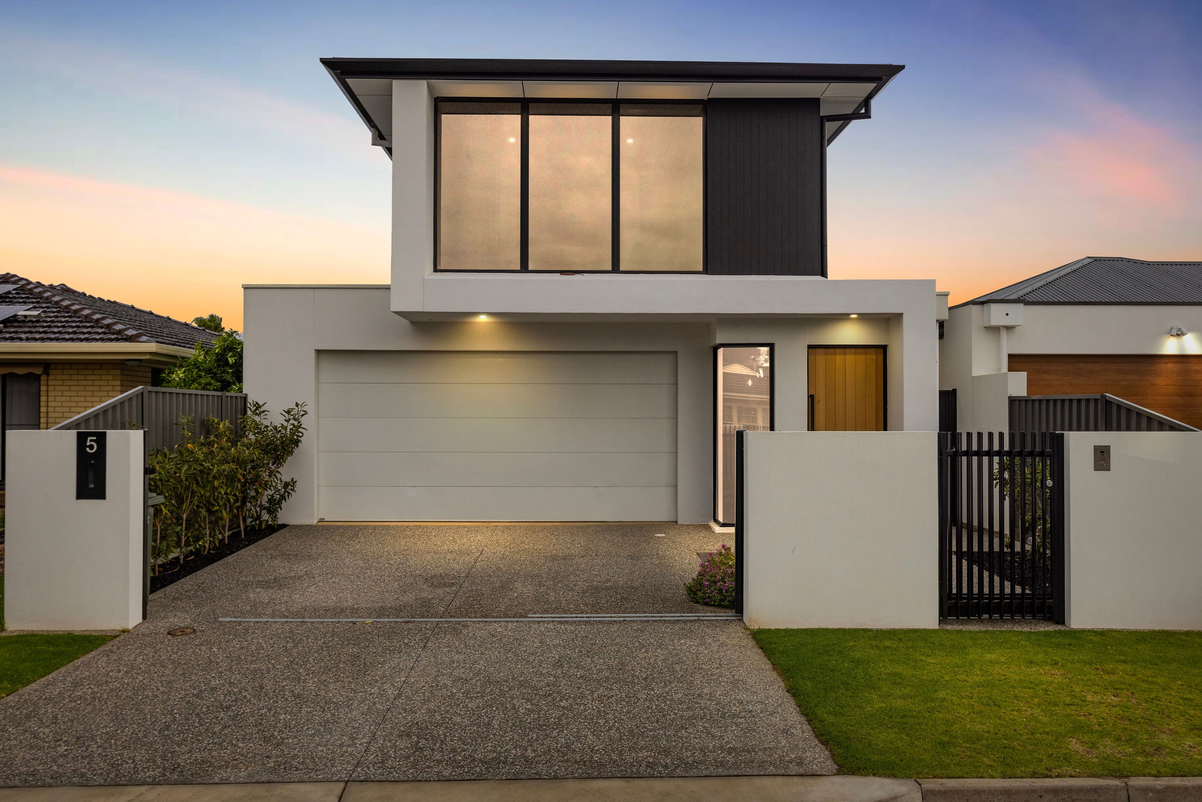 5 Pine Lodge Crescent, Grange SA 5022, Grange - Image 1