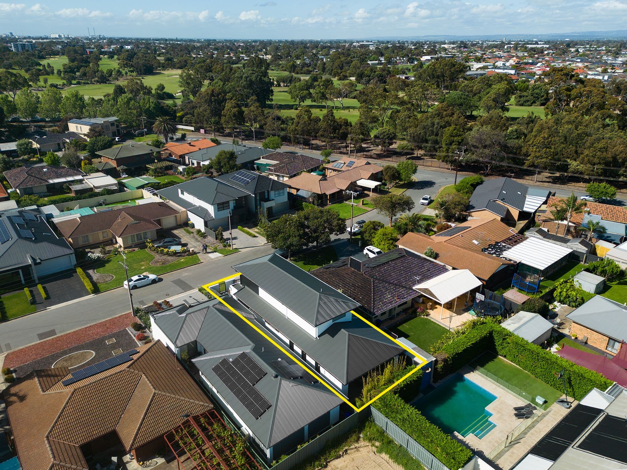 5 Pine Lodge Crescent, Grange SA 5022, Grange - Thumbnail 2