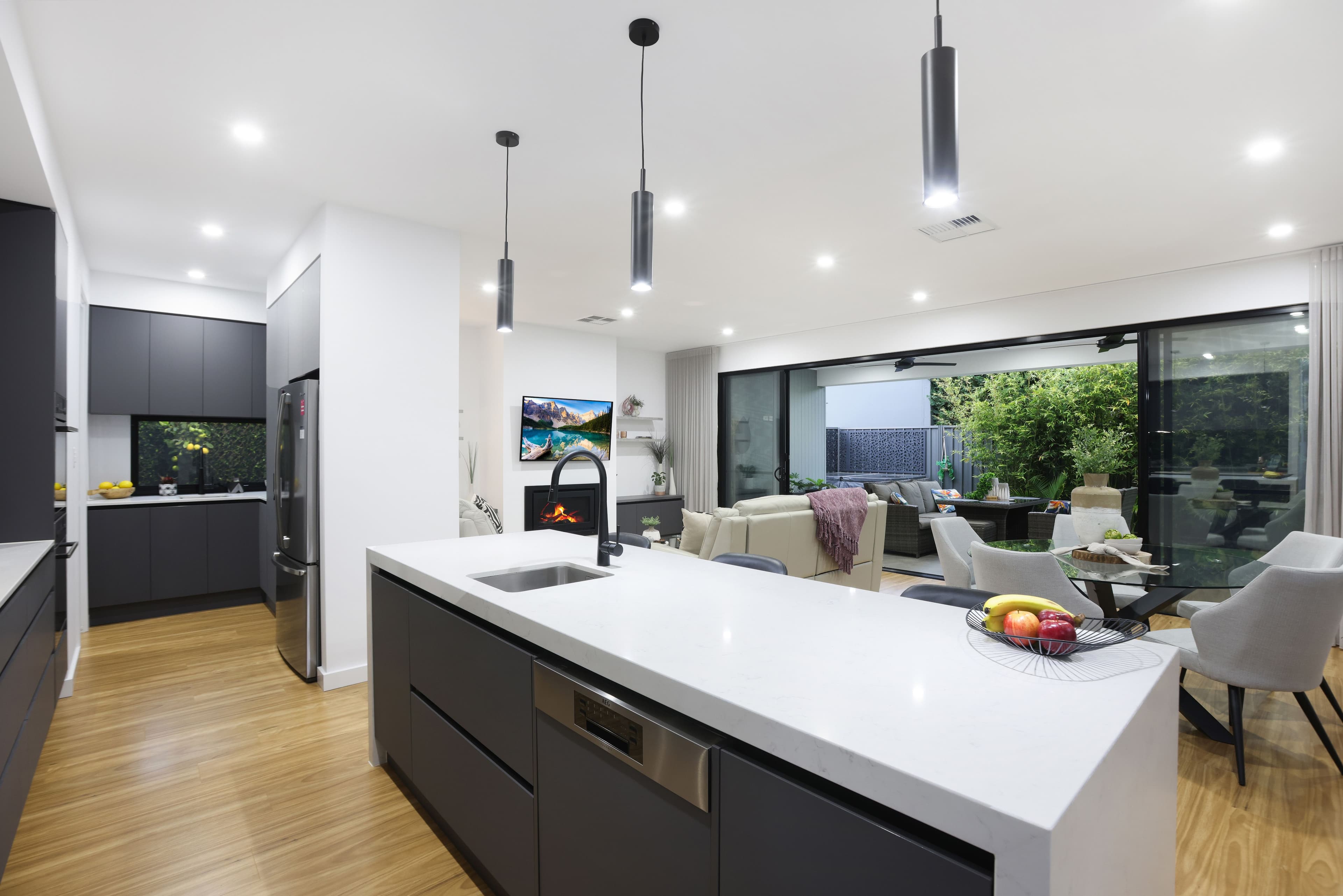 5 Pine Lodge Crescent, Grange SA 5022, Grange - Thumbnail 6