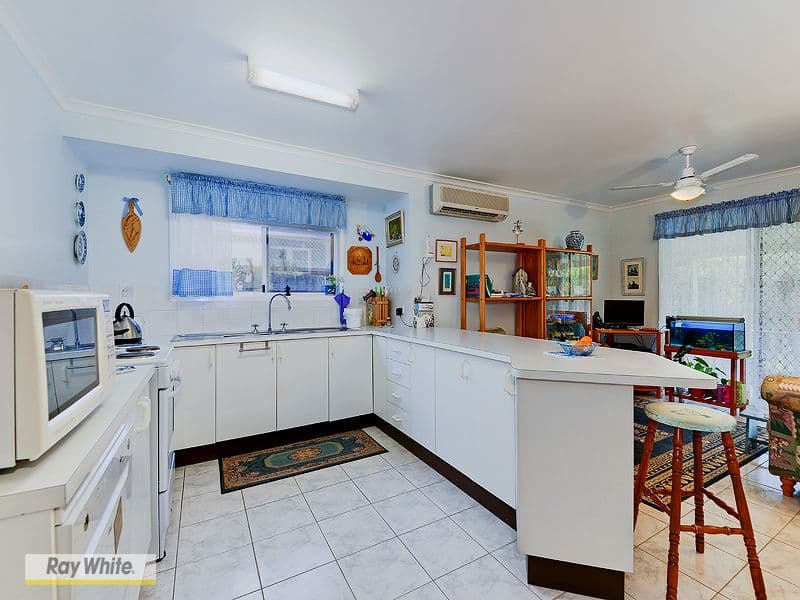 5 Galleon Court, DECEPTION BAY QLD 4508, Deception Bay - Thumbnail 5