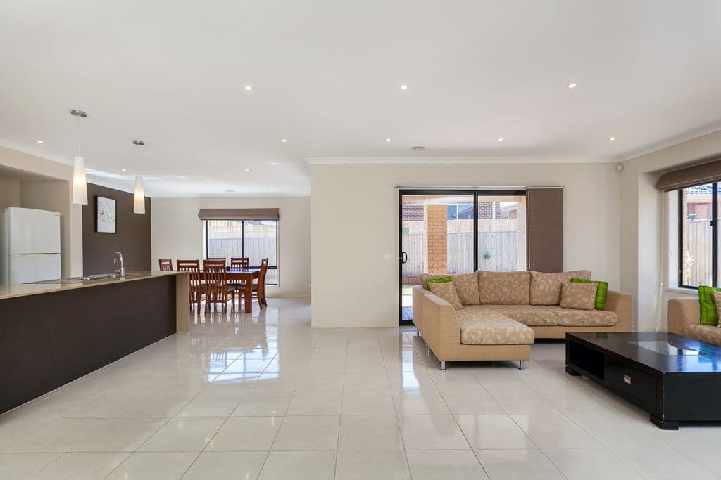 20 Blainey Crescent, EPPING VIC 3076, Epping - Thumbnail 4