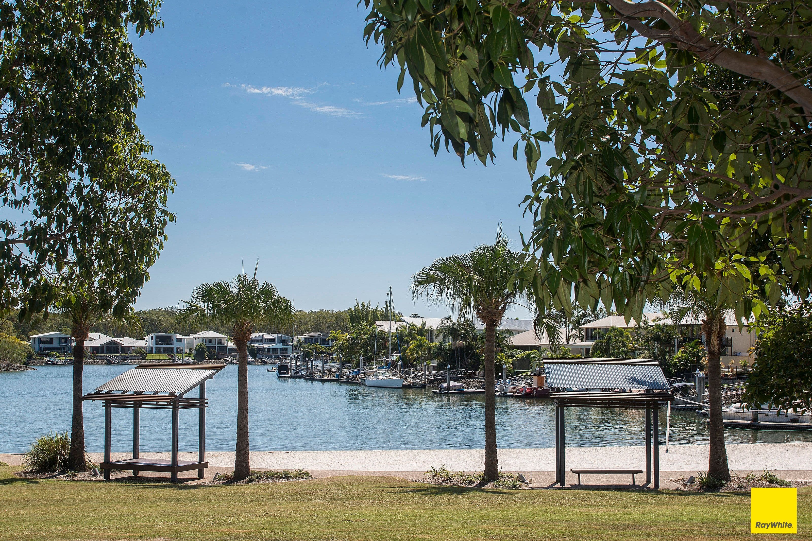 3 Ambermerle Way, Coomera Waters QLD 4209, Coomera - Thumbnail 4