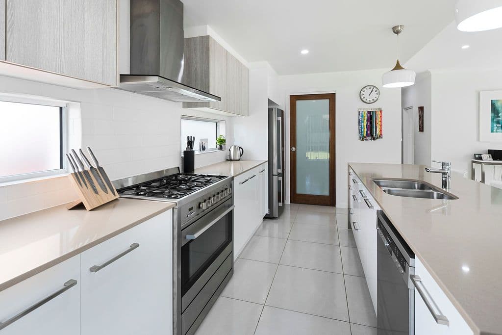 18 Matilda Street, Wellington Point QLD 4160, Wellington Point - Thumbnail 2