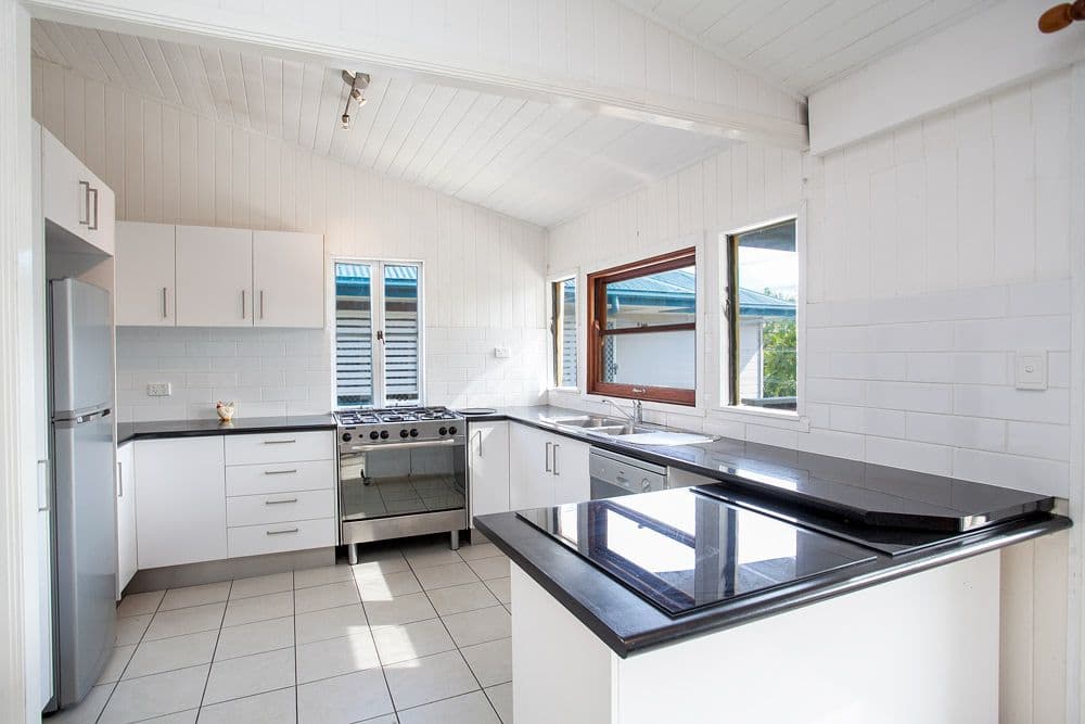 120 Ekibin Road, ANNERLEY QLD 4103, Annerley - Image 1