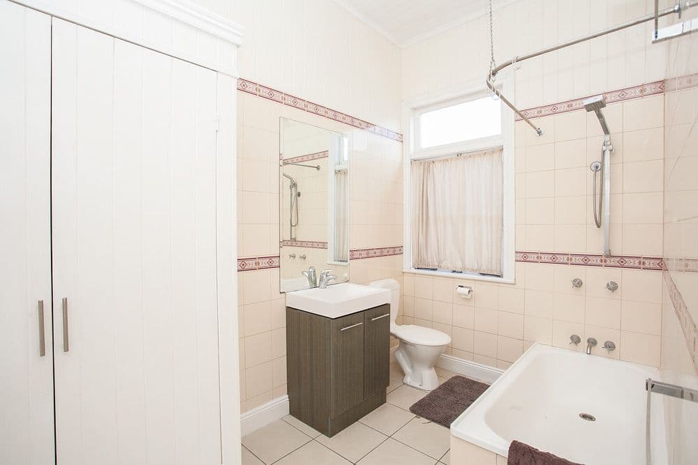 120 Ekibin Road, ANNERLEY QLD 4103, Annerley - Thumbnail 7