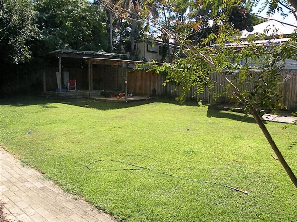 10 Wakefield Street, ALLENSTOWN QLD 4700, Allenstown - Thumbnail 2