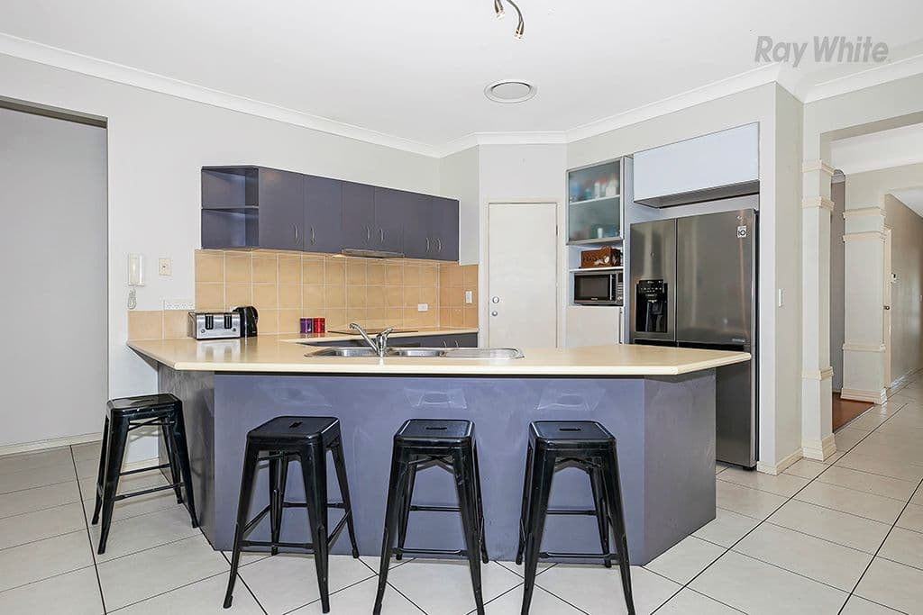 59 Cottonwood Circuit, North Lakes QLD 4509, North Lakes - Thumbnail 5