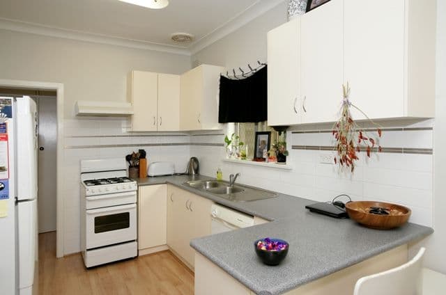 45 Tichborne Crescent, KOORINGAL NSW 2650, Kooringal - Thumbnail 7