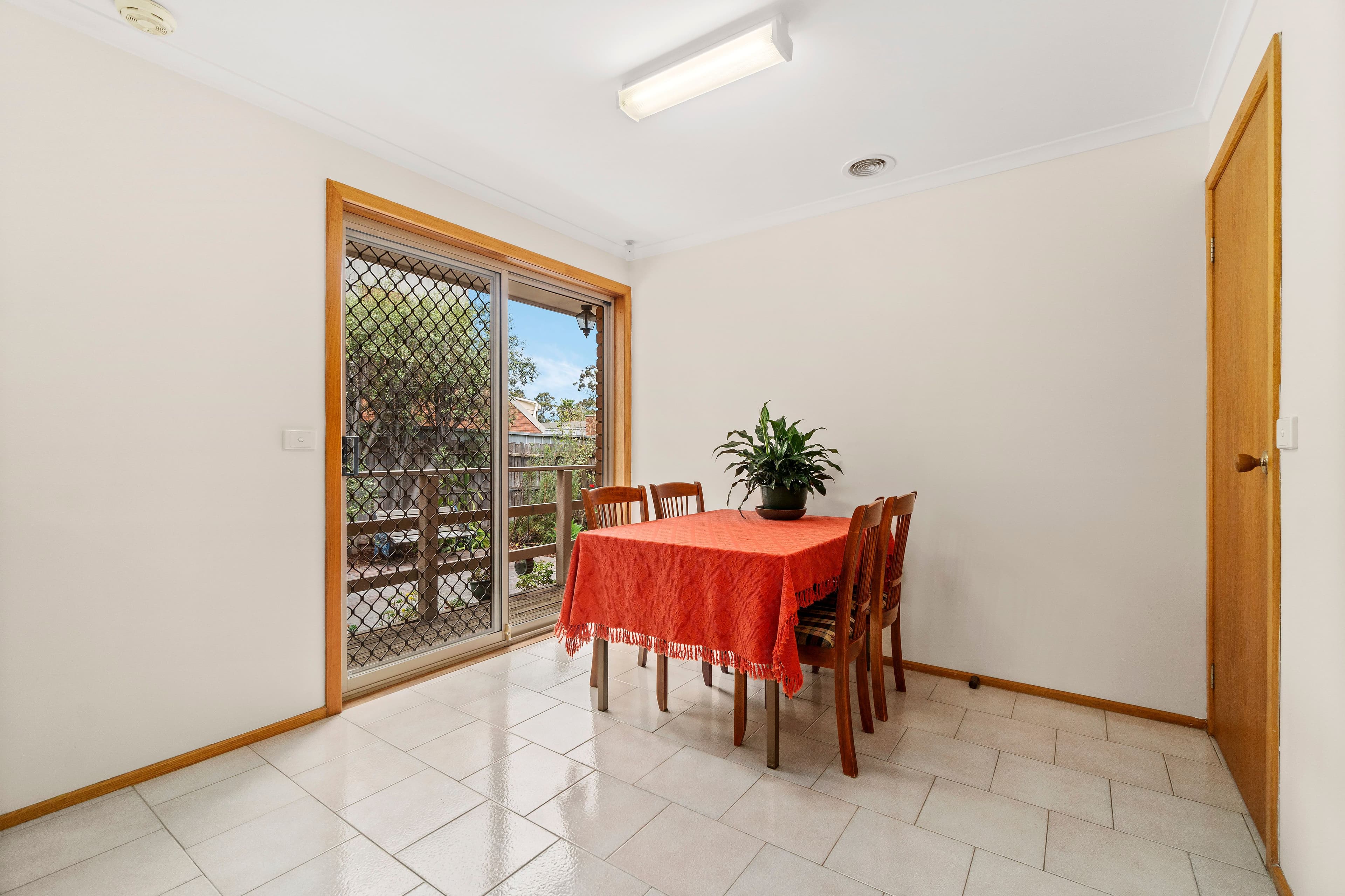 9 Mayfield Drive, Mill Park VIC 3082, Mill Park - Thumbnail 3
