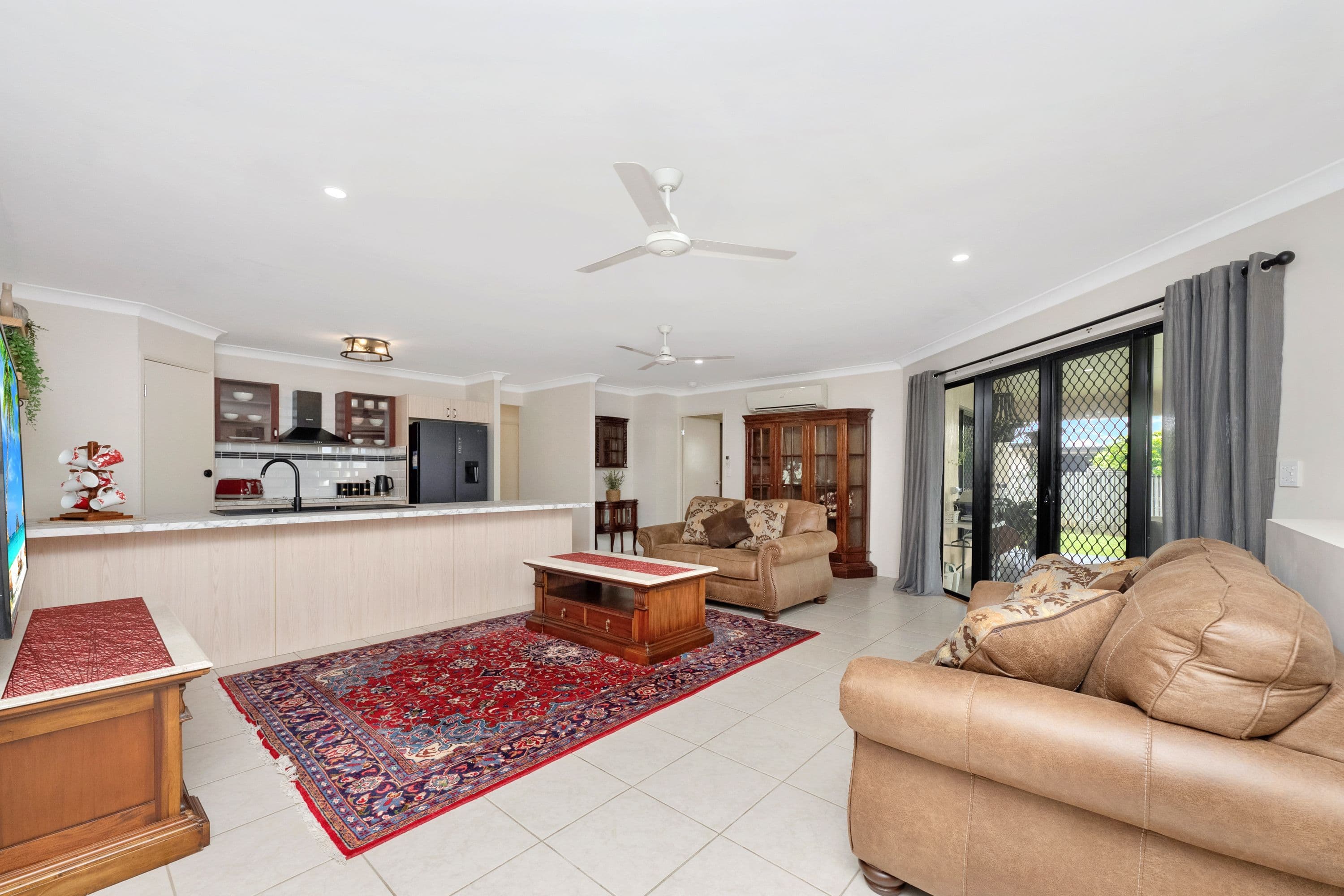 2 Chesterton Court, Kirwan QLD 4817, Kirwan - Thumbnail 2
