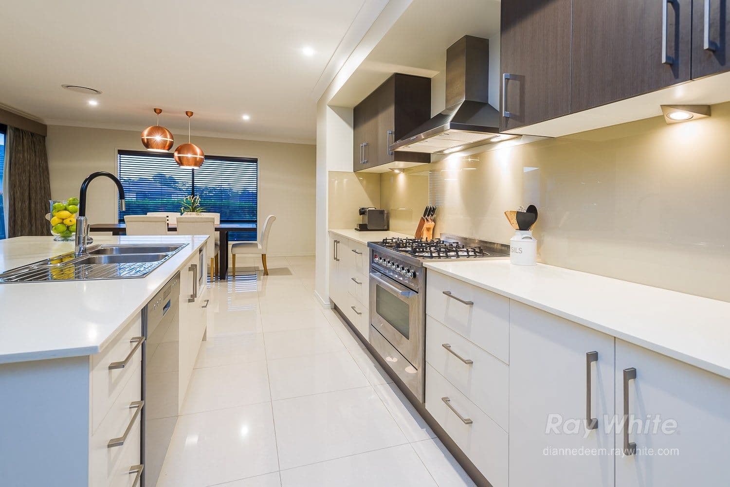 104 Kookaburra Circuit, Rochedale QLD 4123, Rochedale - Thumbnail 2
