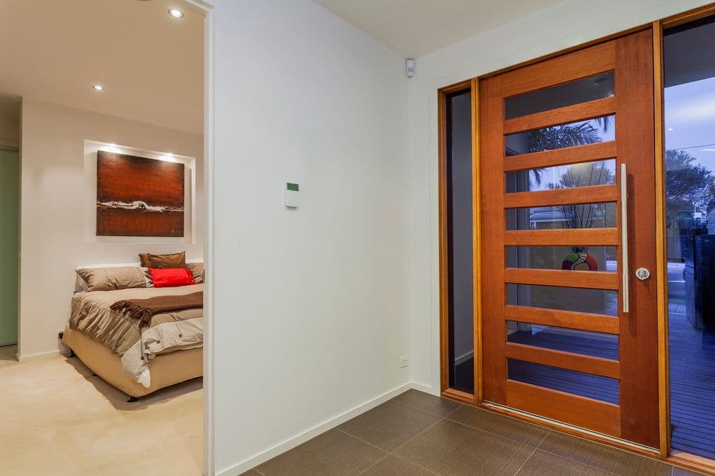 37 Bond Street, Newtown VIC 3220, Newtown - Thumbnail 2