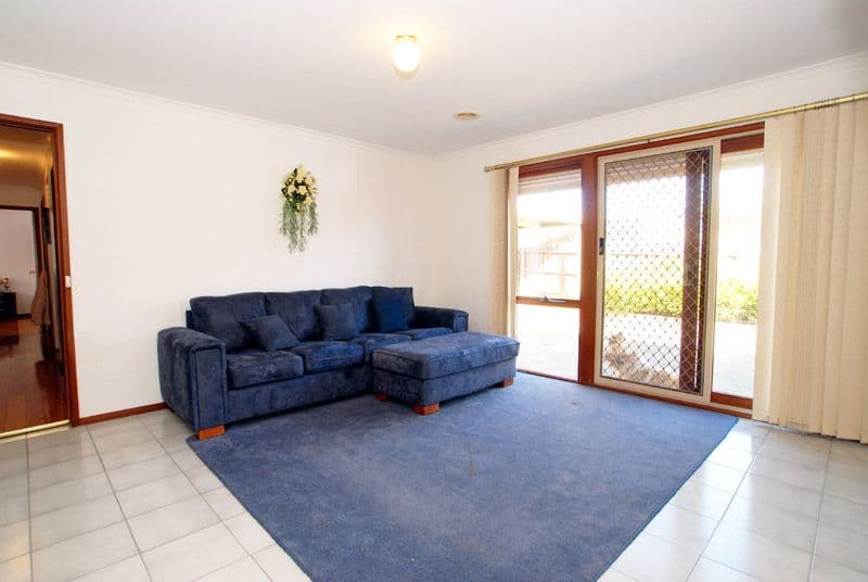 14 Huntington Drive, HAMPTON PARK VIC 3976, Hampton Park - Thumbnail 5