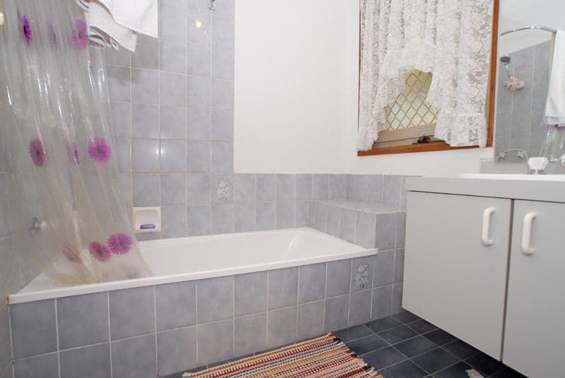 14 Huntington Drive, HAMPTON PARK VIC 3976, Hampton Park - Thumbnail 7