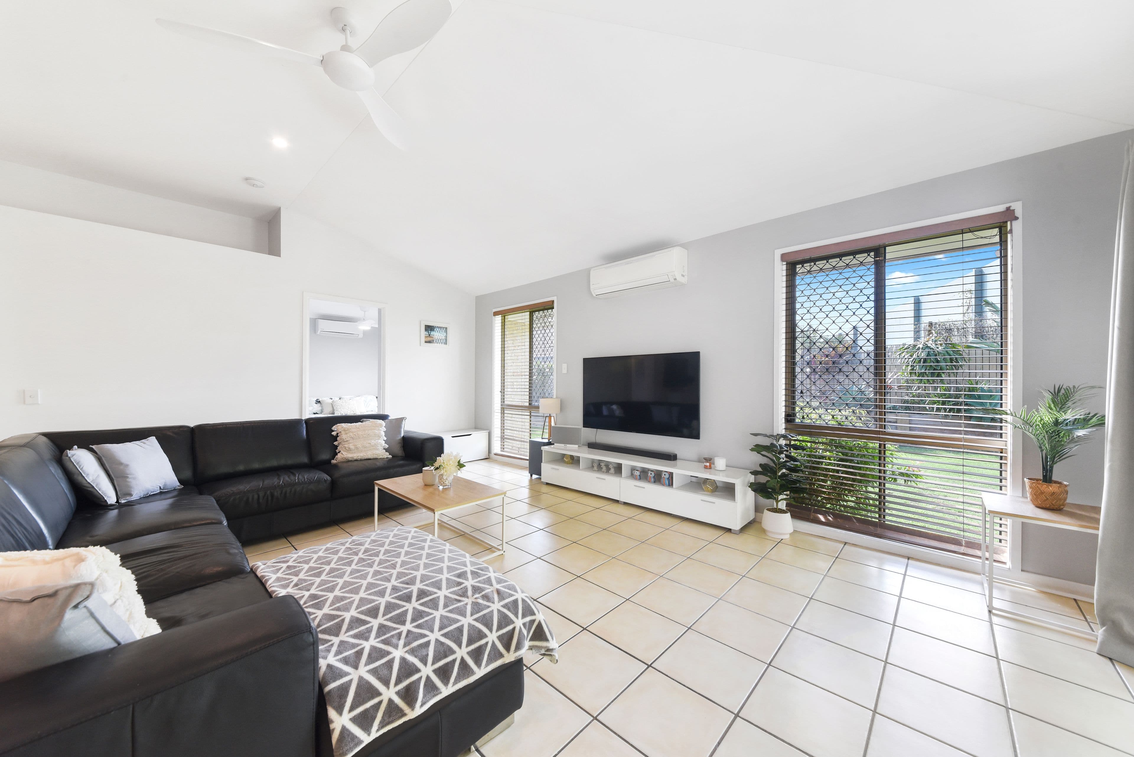 60 Woodcroft Street, Bracken Ridge QLD 4017, Bracken Ridge - Thumbnail 3