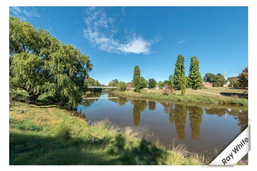 2 Mowatt Street, QUEANBEYAN NSW 2620, Queanbeyan East - Image 1