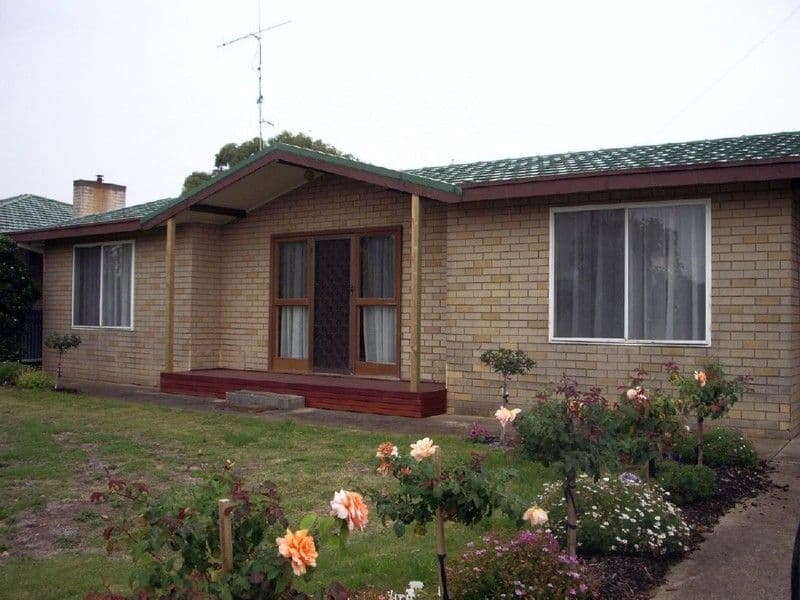 77 Venn Avenue, BORDERTOWN SA 5268, Bordertown - Image 1