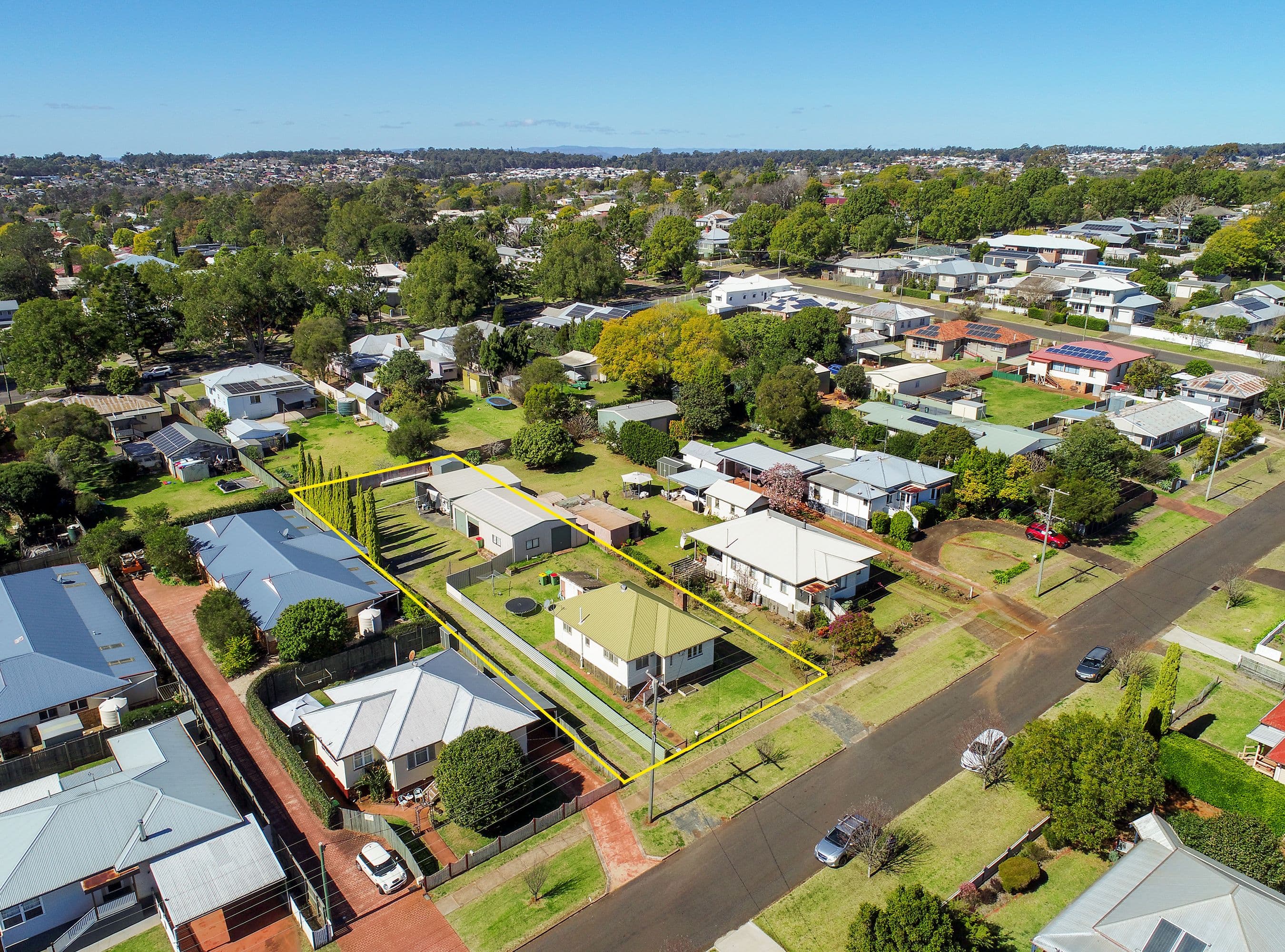 8 Llewellyn Street, Centenary Heights QLD 4350, Centenary Heights - Thumbnail 5
