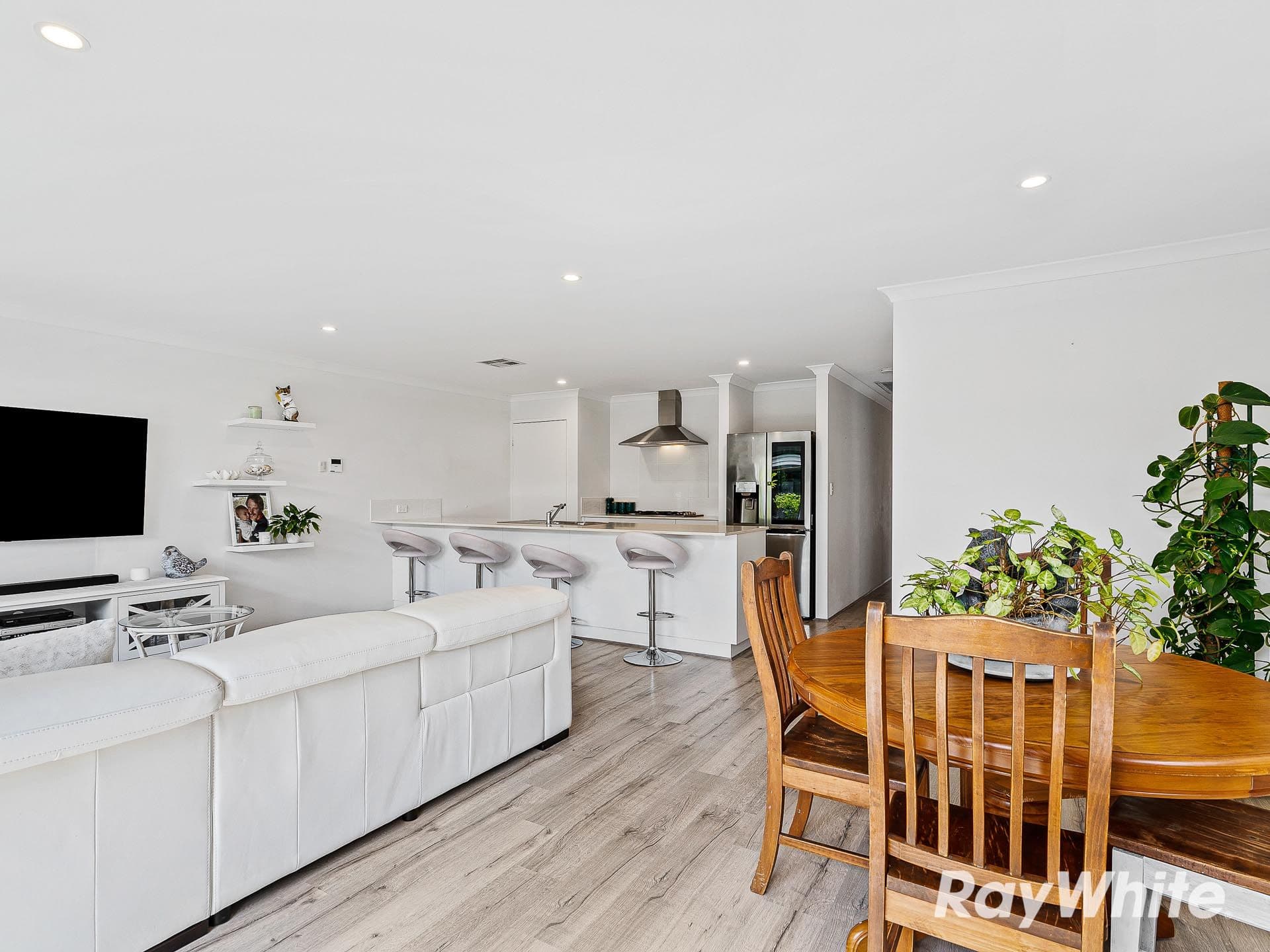 82 Thornbill Crescent, Coodanup WA 6210, Coodanup - Thumbnail 5
