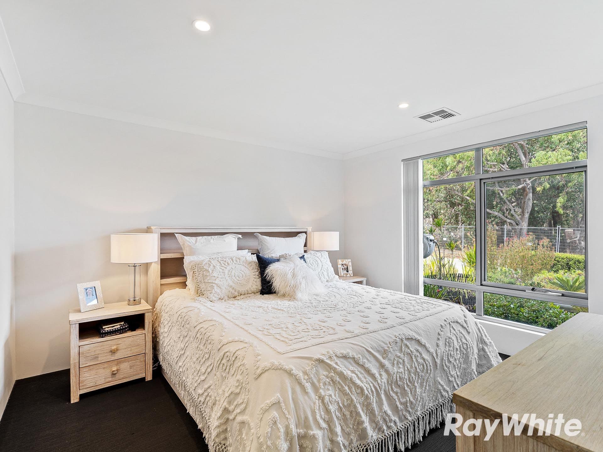 82 Thornbill Crescent, Coodanup WA 6210, Coodanup - Thumbnail 7