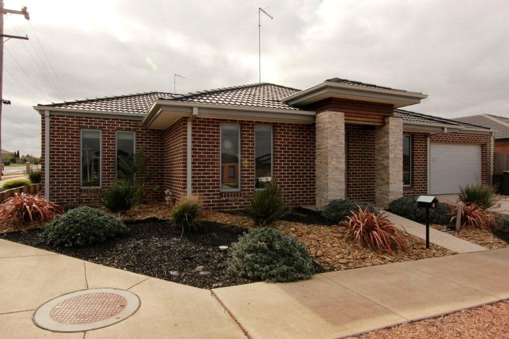 2 Sugargum Drive, WAURN PONDS VIC 3216, Waurn Ponds - Image 1