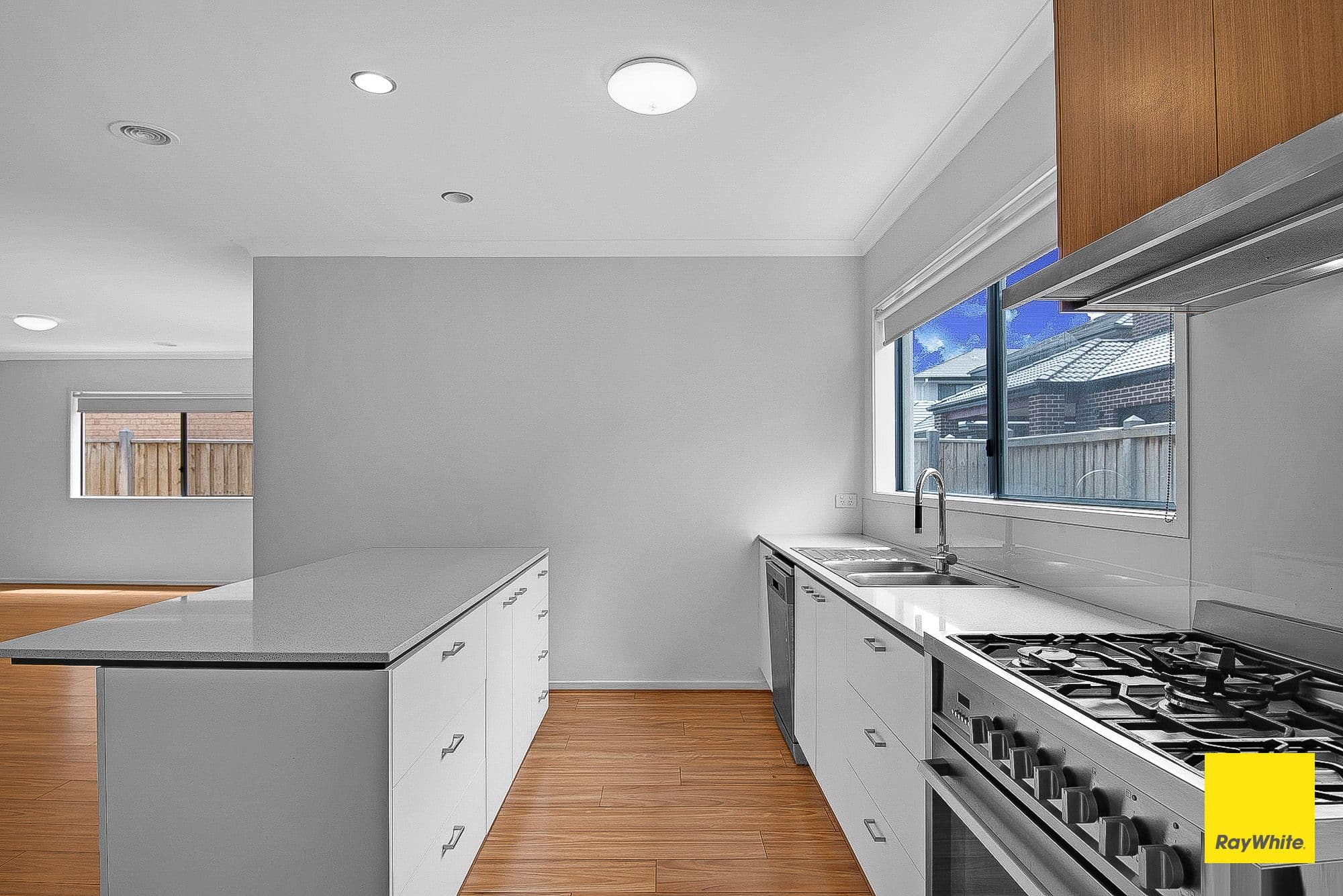 9 Yarkon Way, Point Cook VIC 3030, Point Cook - Thumbnail 5