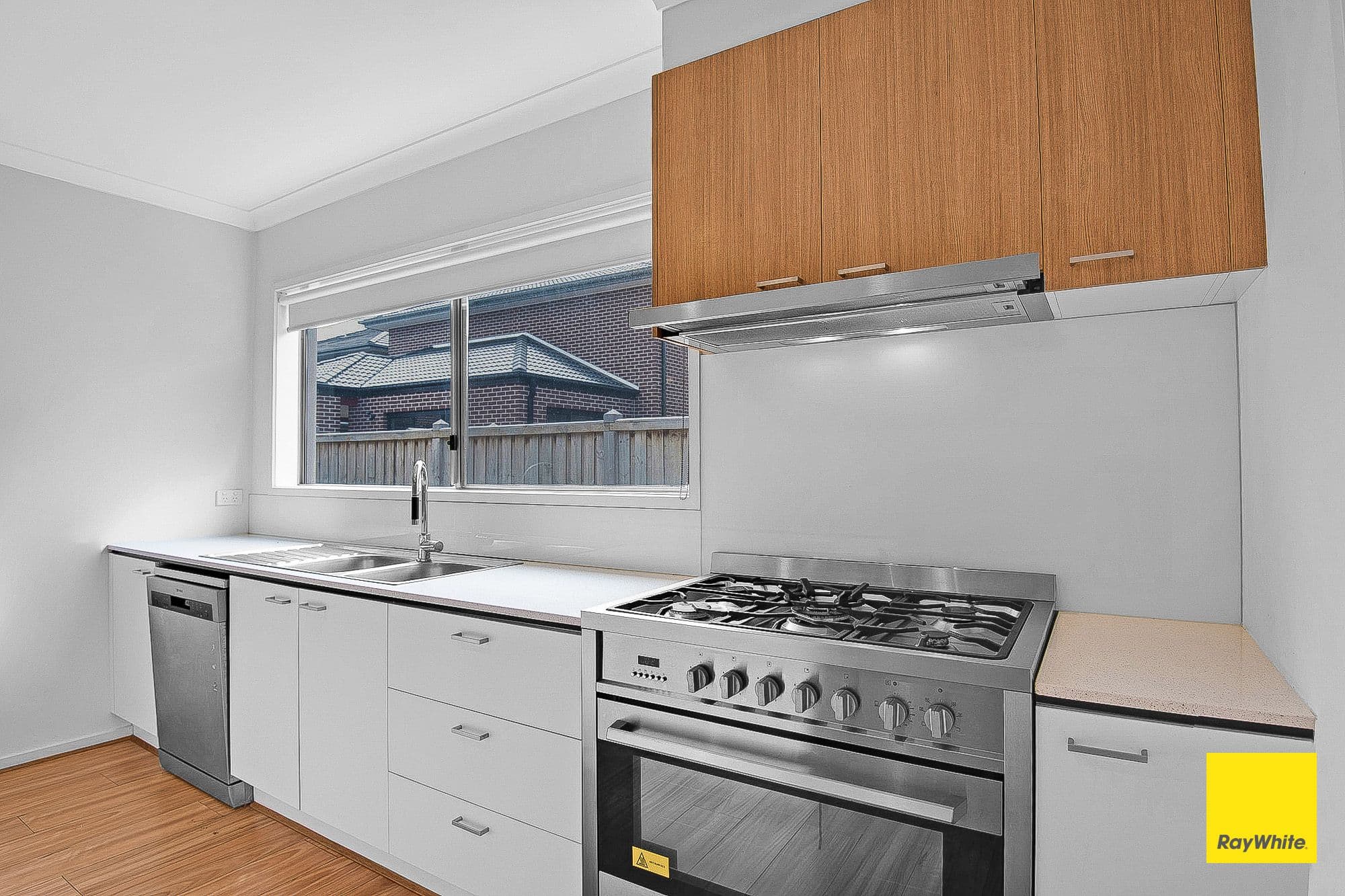 9 Yarkon Way, Point Cook VIC 3030, Point Cook - Thumbnail 6