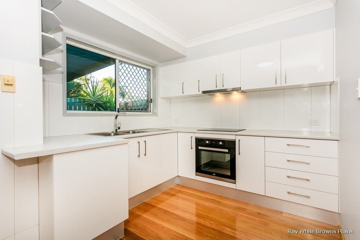7 Sussex Street, Browns Plains QLD 4118, Browns Plains - Thumbnail 3