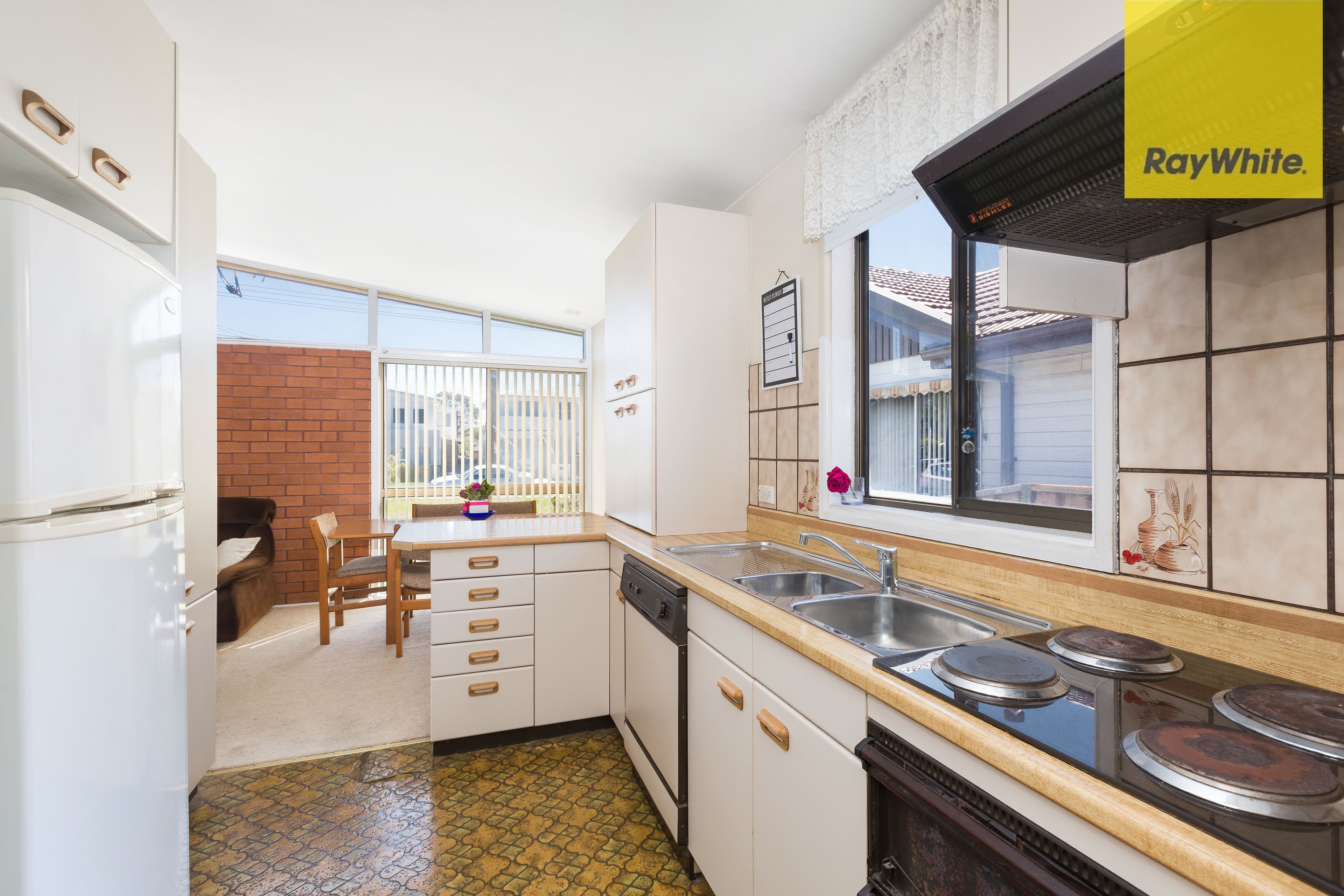 46 Carabella Road, Caringbah - Thumbnail 3