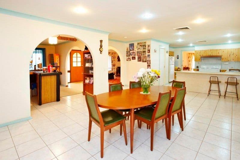 297 Garfield Rd East, RIVERSTONE NSW 2765, Riverstone - Thumbnail 2