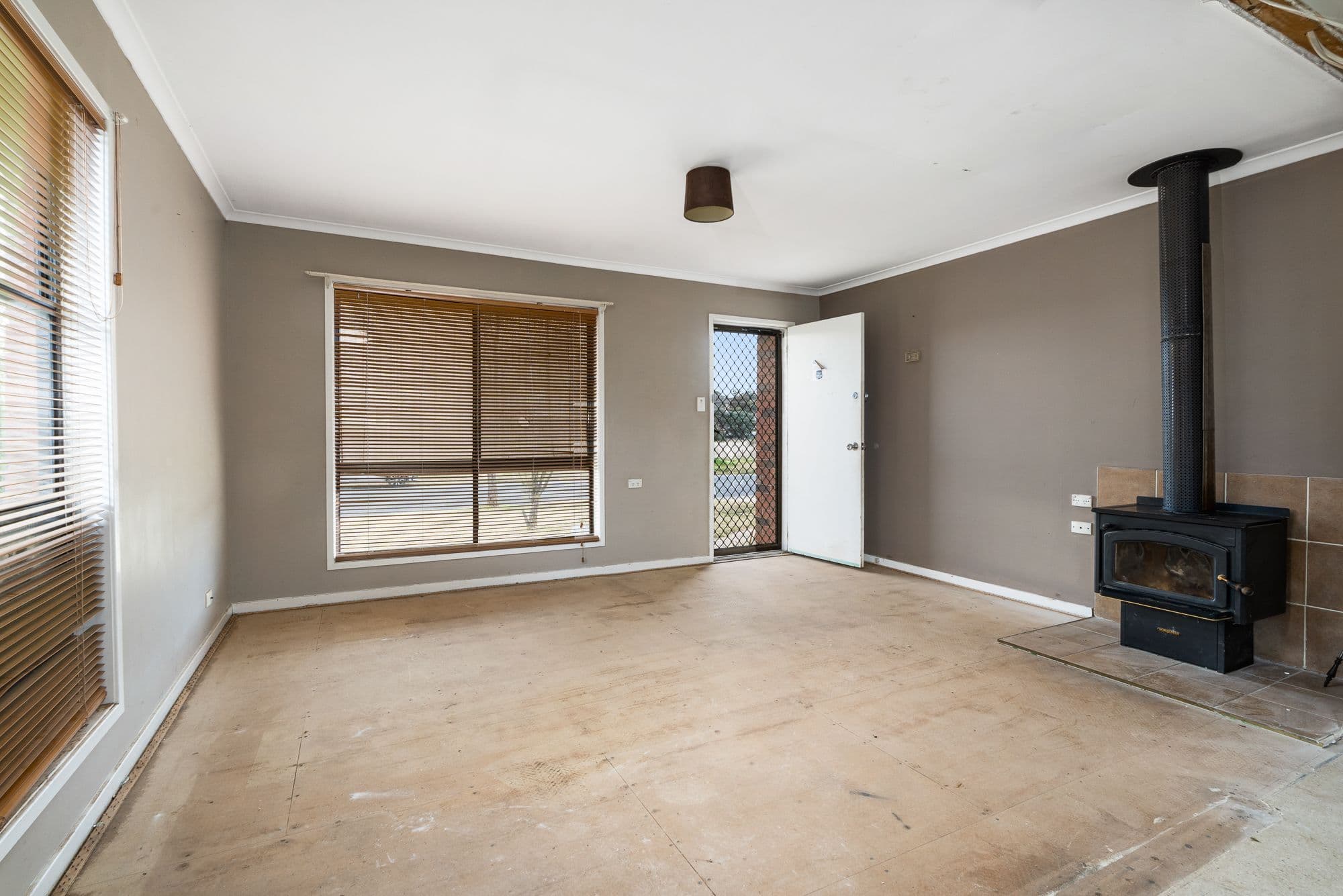 27 Jilba Street, Orange NSW 2800, Orange - Thumbnail 2
