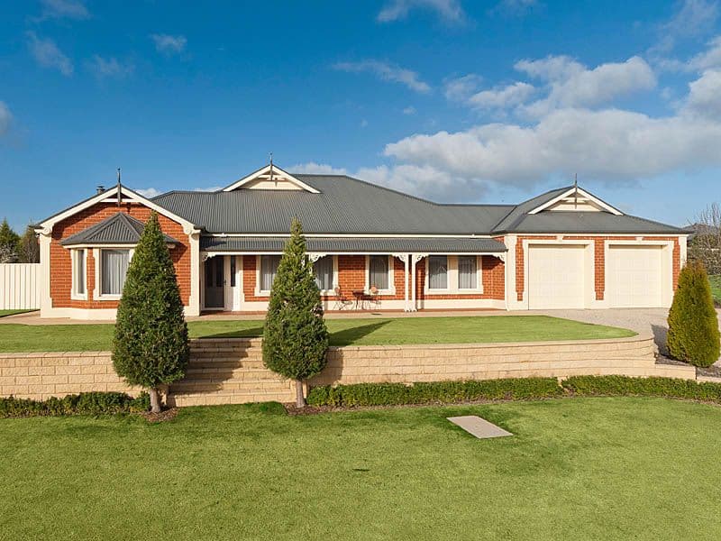 20  Pontiac Road, MOUNT BARKER SA 5251, Mount Barker - Image 1