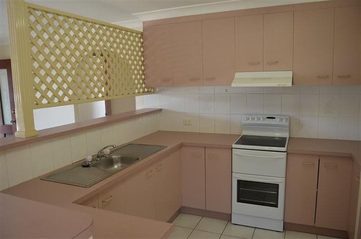 4 Carbeen Street, KIN KORA QLD 4680, Kin Kora - Thumbnail 2
