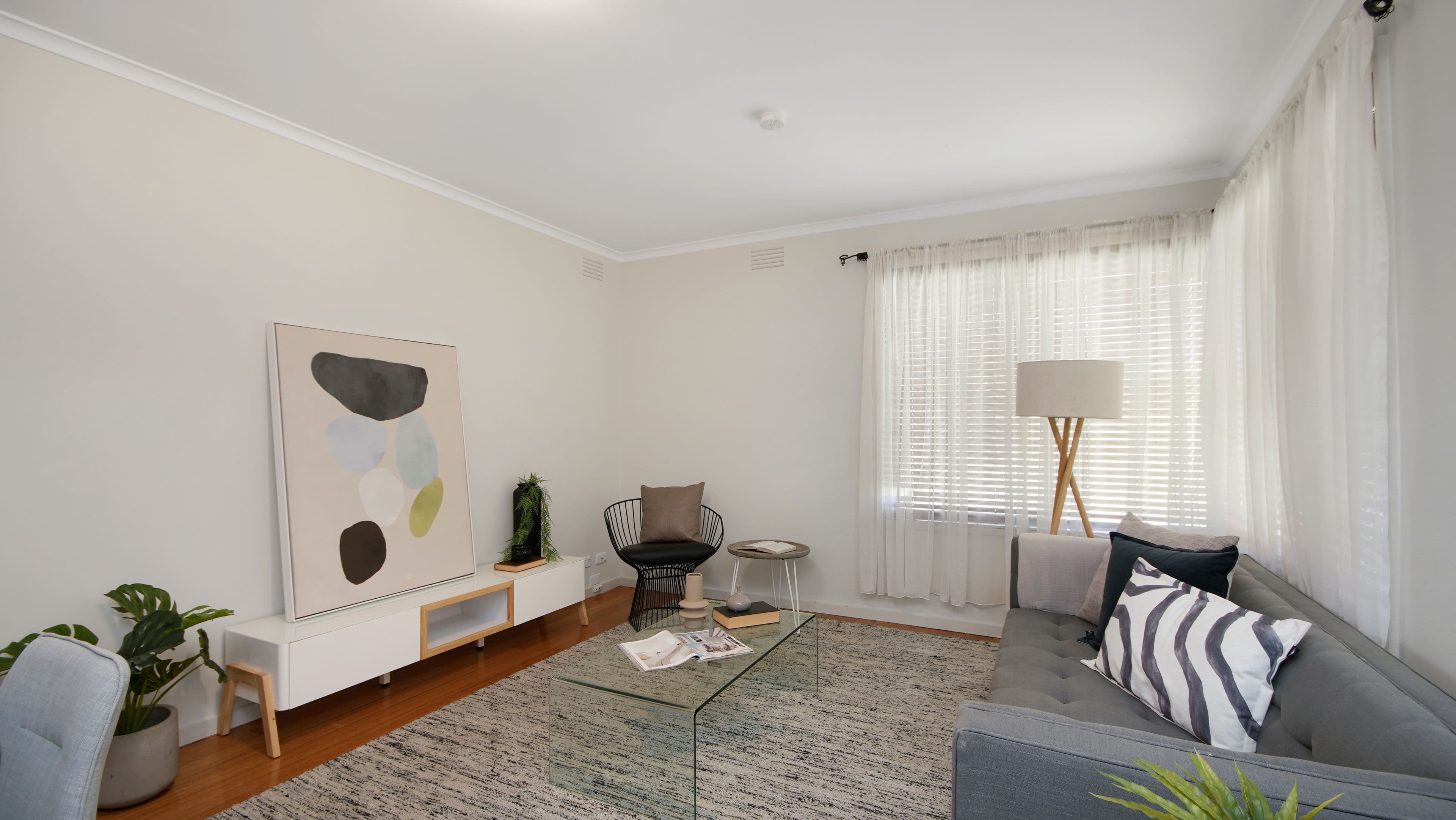 30 Aberdeen Street, Reservoir VIC 3073, Reservoir - Thumbnail 3