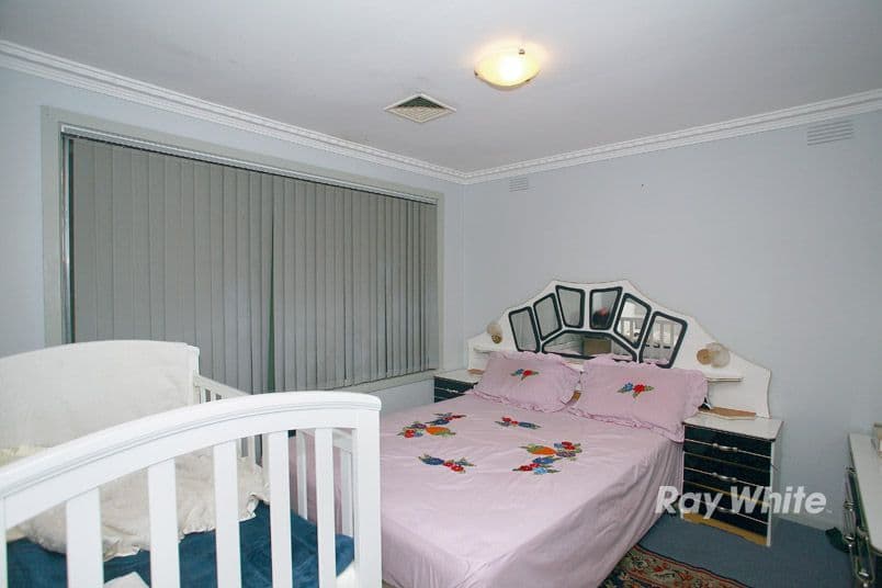 2 Newman Avenue, NOBLE PARK VIC 3174, Noble Park - Thumbnail 4