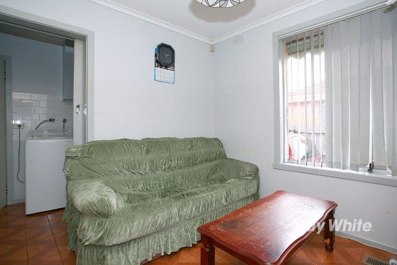2 Newman Avenue, NOBLE PARK VIC 3174, Noble Park - Thumbnail 8