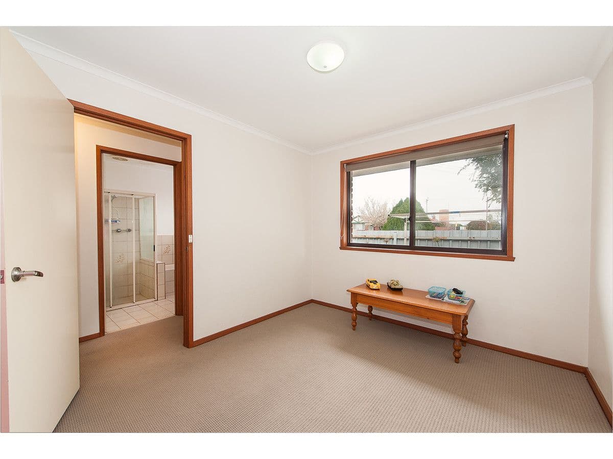 379 Parnall Street, Lavington NSW 2641, Lavington - Thumbnail 5