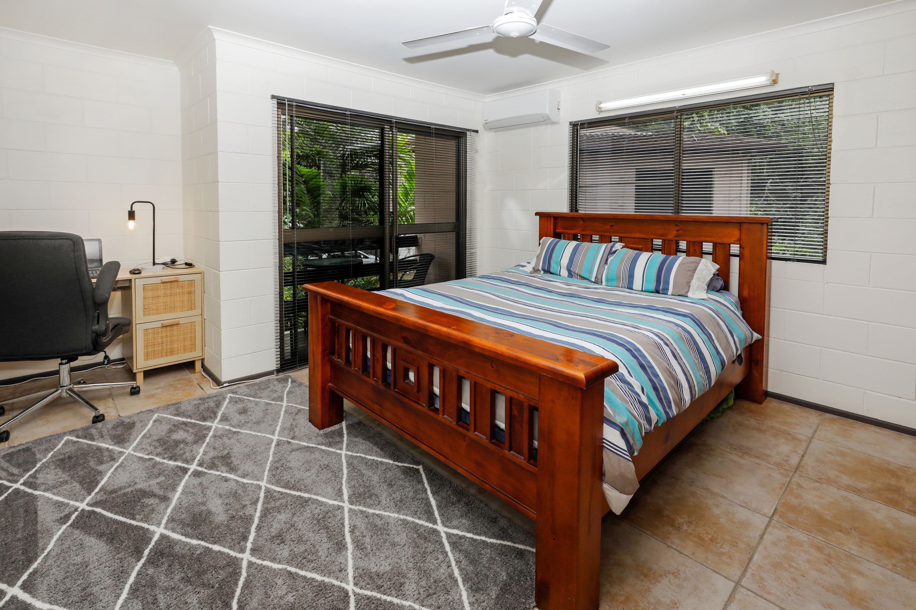40 Mimosa Street, Holloways Beach QLD 4878, Holloways Beach - Thumbnail 6