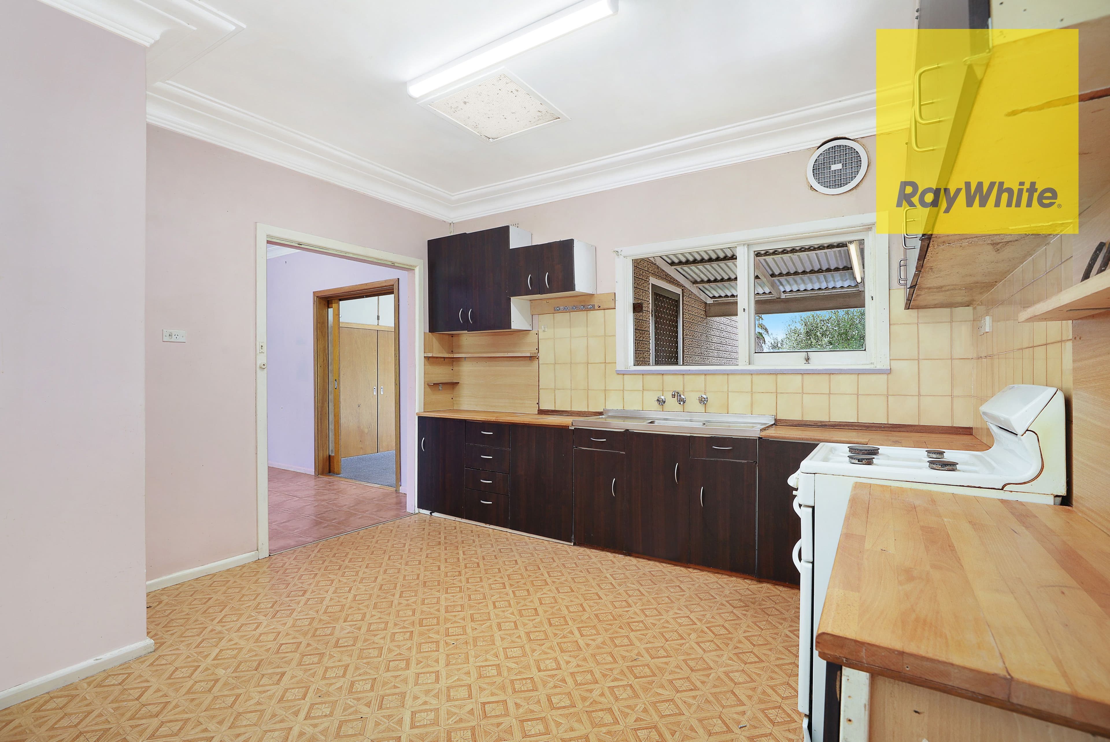 23 Hoskins Street, Goulburn NSW 2580, Goulburn - Thumbnail 2