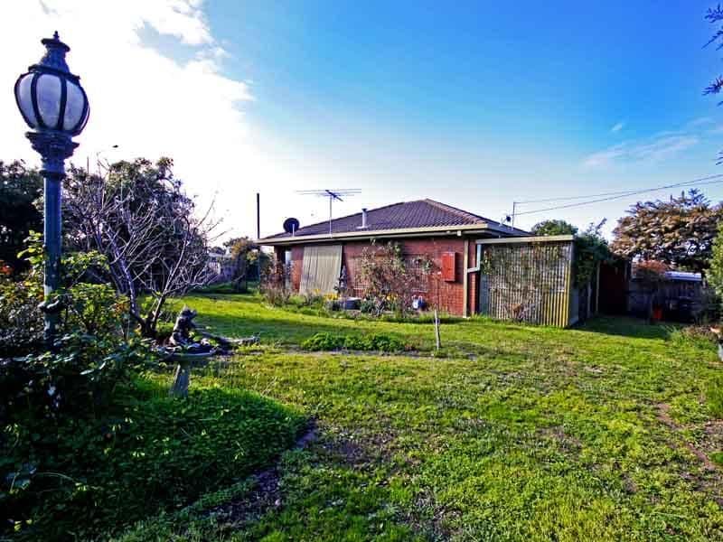 70 Cambra Road, BELMONT VIC 3216, Belmont - Image 1