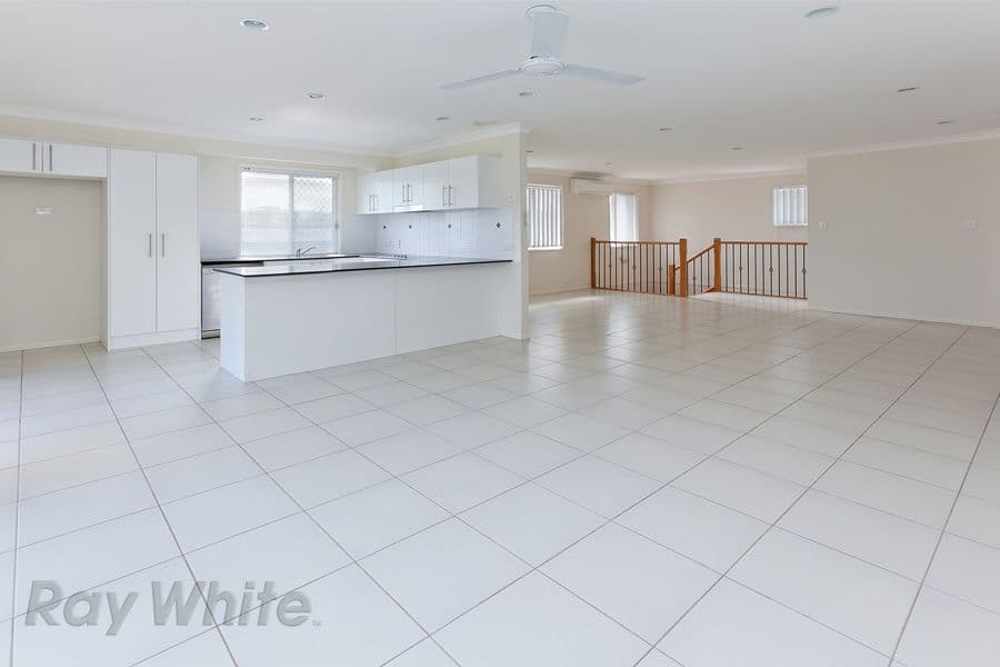 21 Shearwater Terrace, SPRINGFIELD LAKES QLD 4300, Springfield Lakes - Thumbnail 2