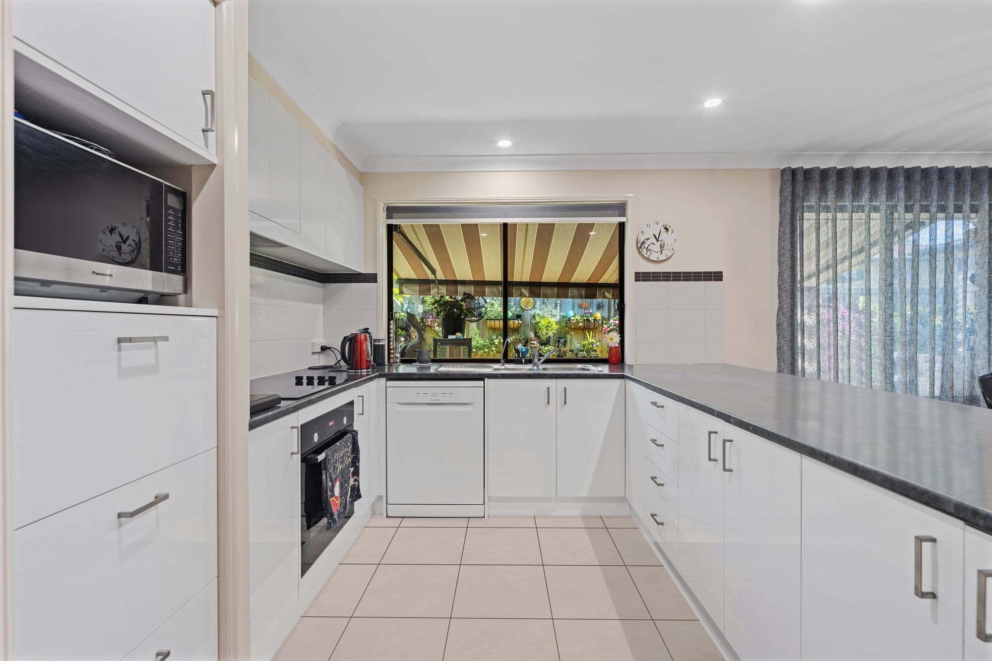 55 Shayne Avenue, Deception Bay QLD 4508, Deception Bay - Thumbnail 6