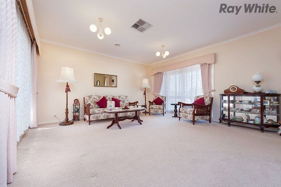 9 Proctor Crescent, Keilor Downs VIC 3038, Keilor Downs - Thumbnail 3