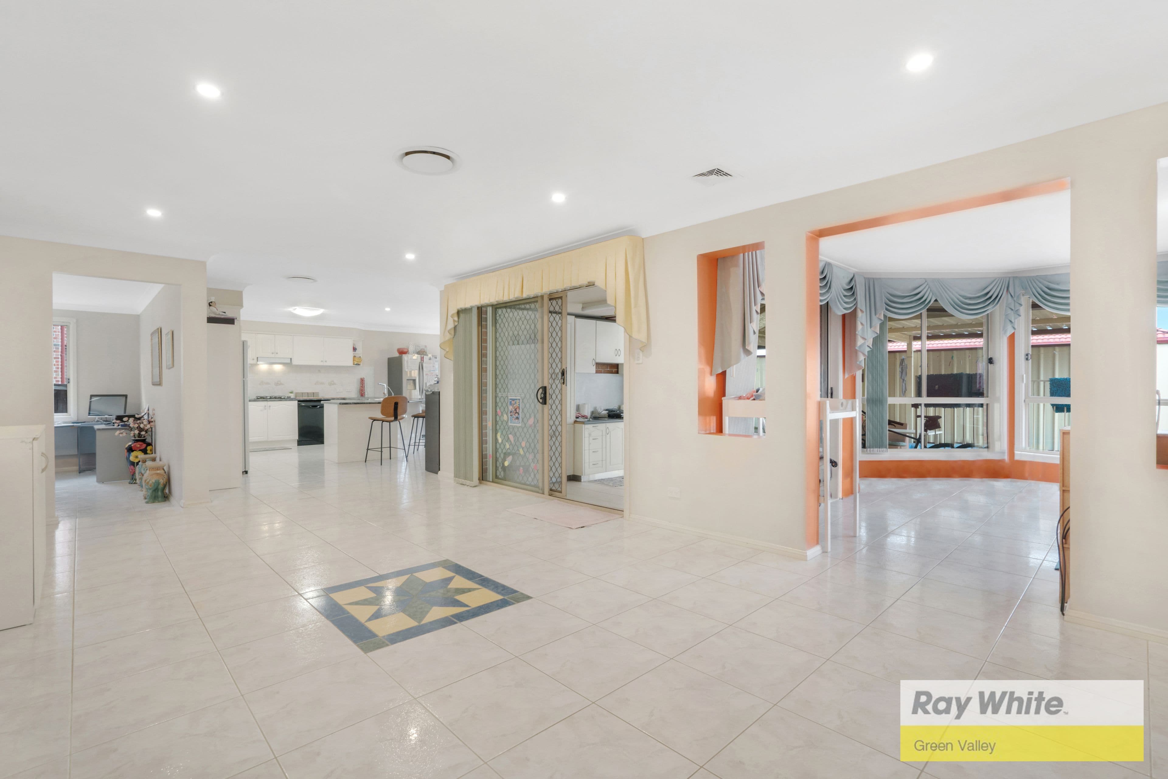 19 Gatto Place, West Hoxton NSW 2171, West Hoxton - Thumbnail 6