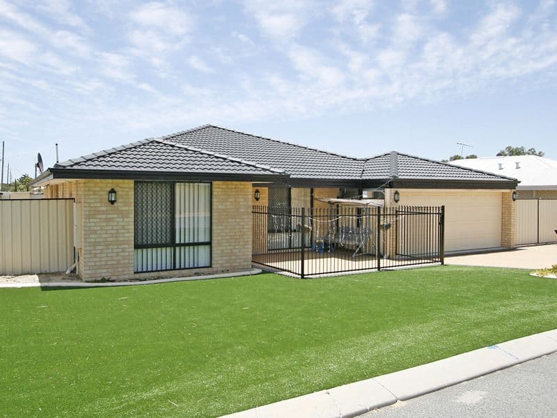 2 Emery Cove, GOSNELLS WA 6110, Gosnells - Image 1