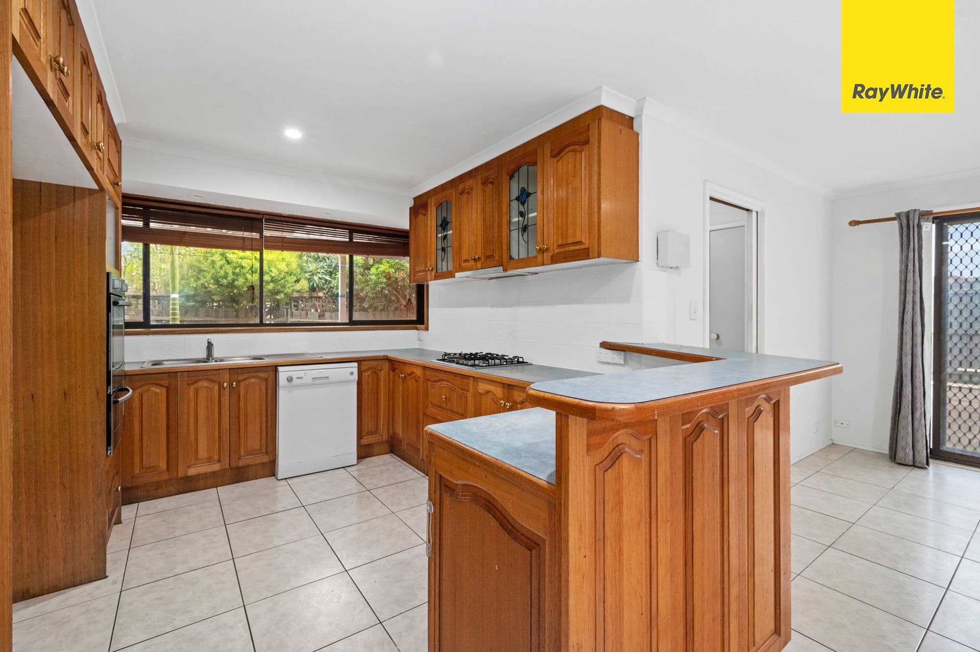 14 Carter Road, Melton VIC 3337, Melton - Thumbnail 5