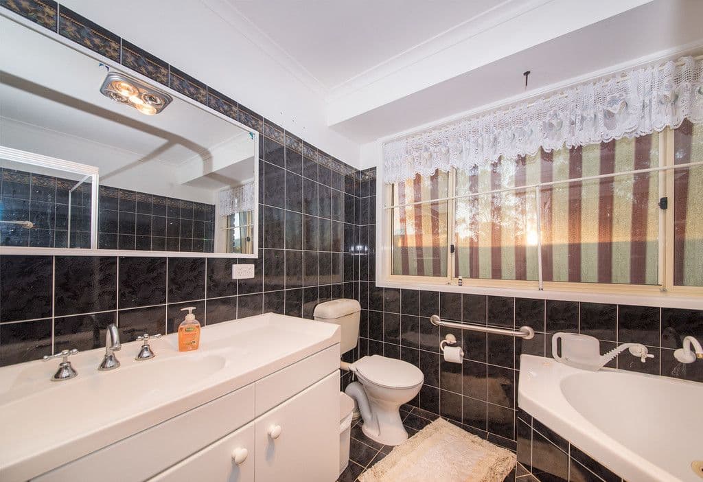 21 Central Lansdowne Road, Lansdowne - Thumbnail 5