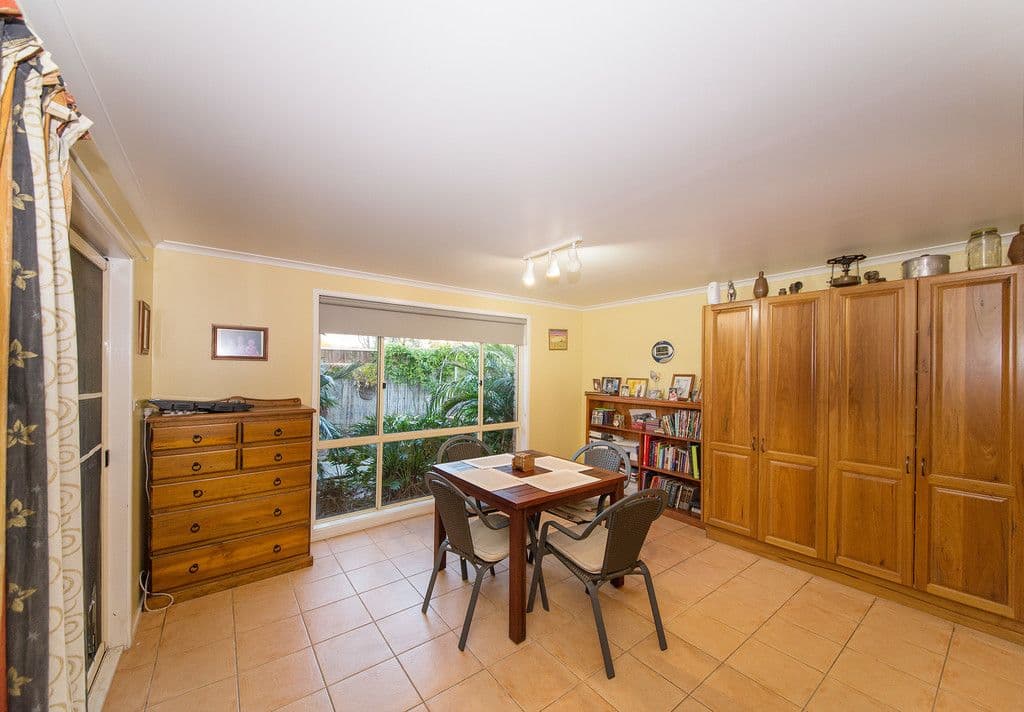 21 Central Lansdowne Road, Lansdowne - Thumbnail 8